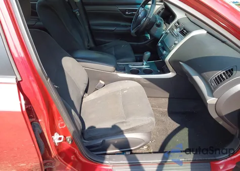 2015 Nissan Altima 2.5 Sv z USA, uszkodzony, nr VIN 1N4AL3AP7FC277329